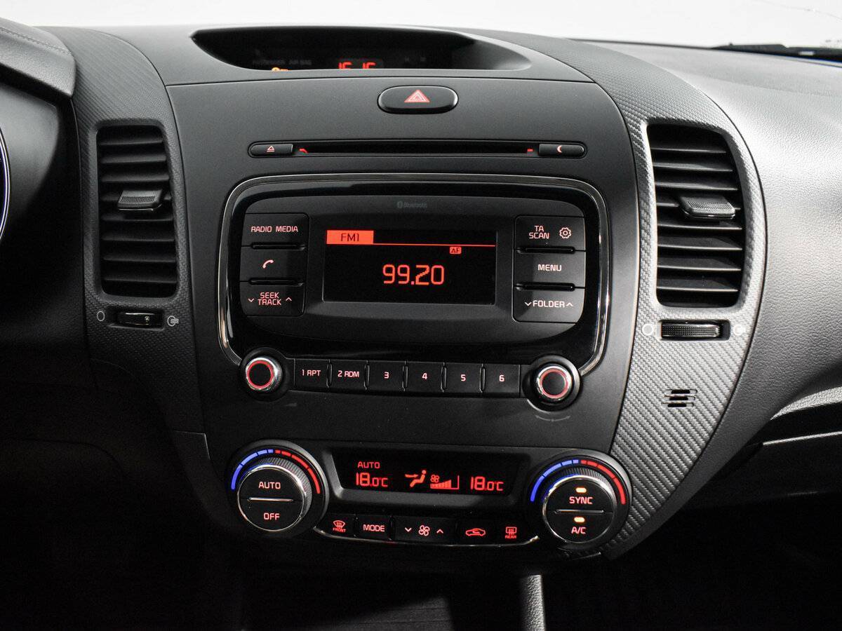 Купить Kia Cerato с пробегом. Фото: #13