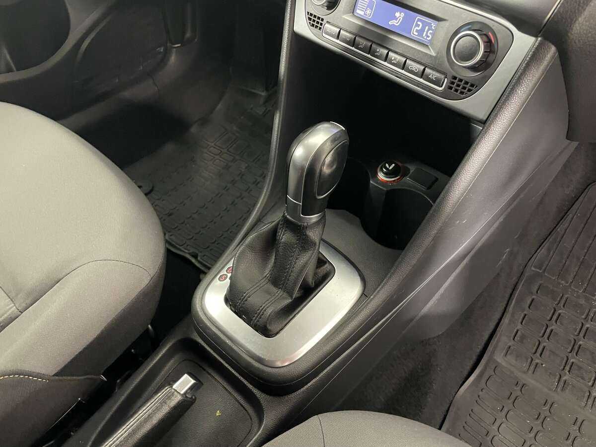 Купить Volkswagen Polo с пробегом. Фото: #12