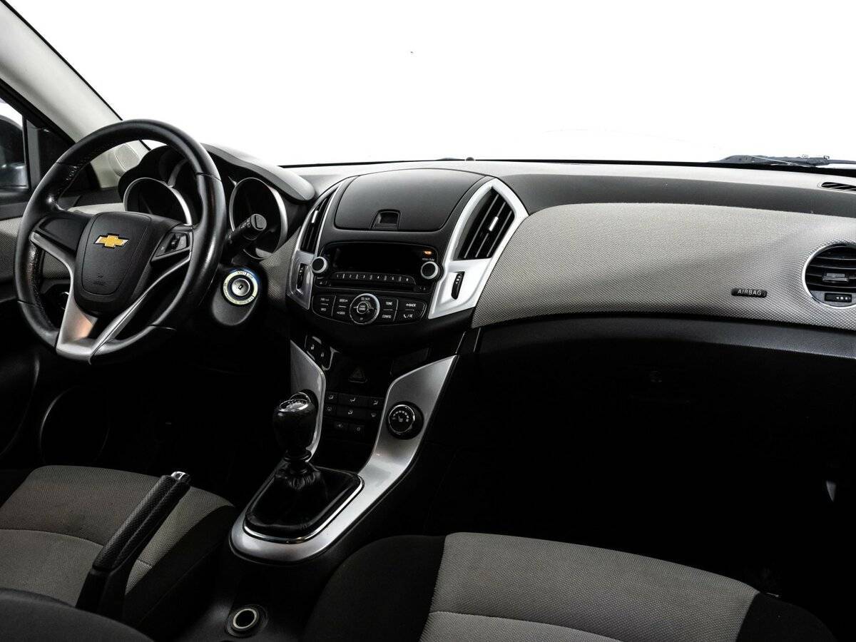 Купить Chevrolet Cruze с пробегом. Фото: #6