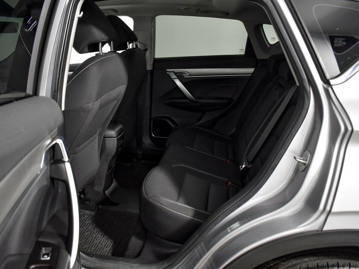 Купить Geely Coolray с пробегом. Фото: #11