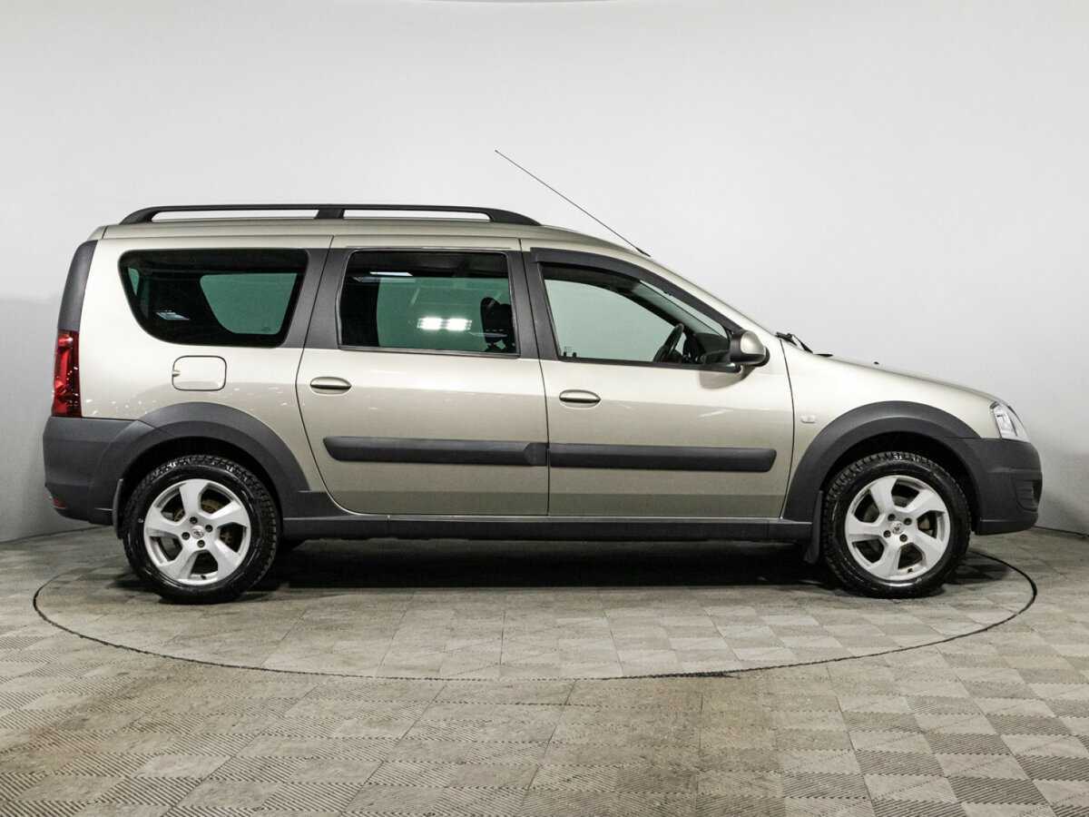 Купить Lada (ВАЗ) Largus с пробегом. Фото: #3