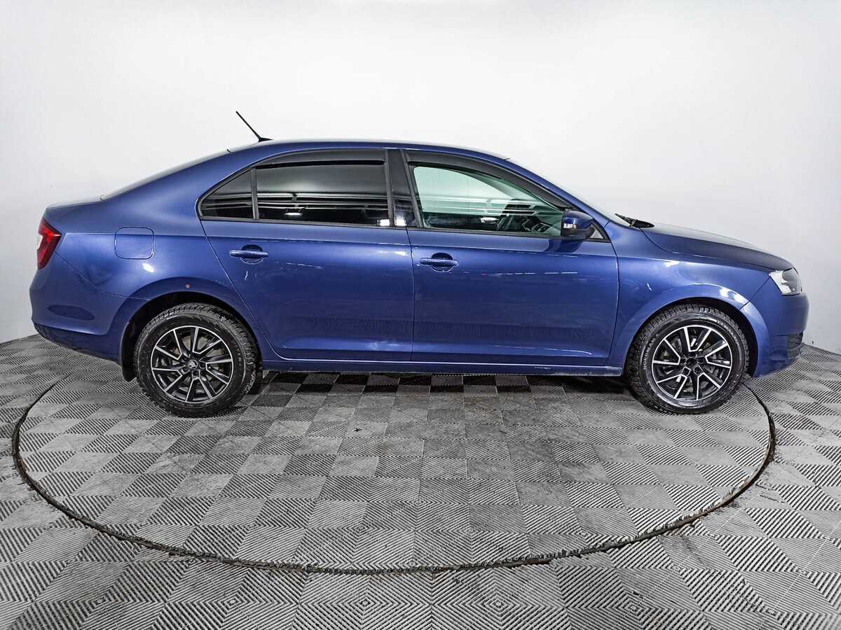 Купить Skoda Rapid с пробегом. Фото: #3