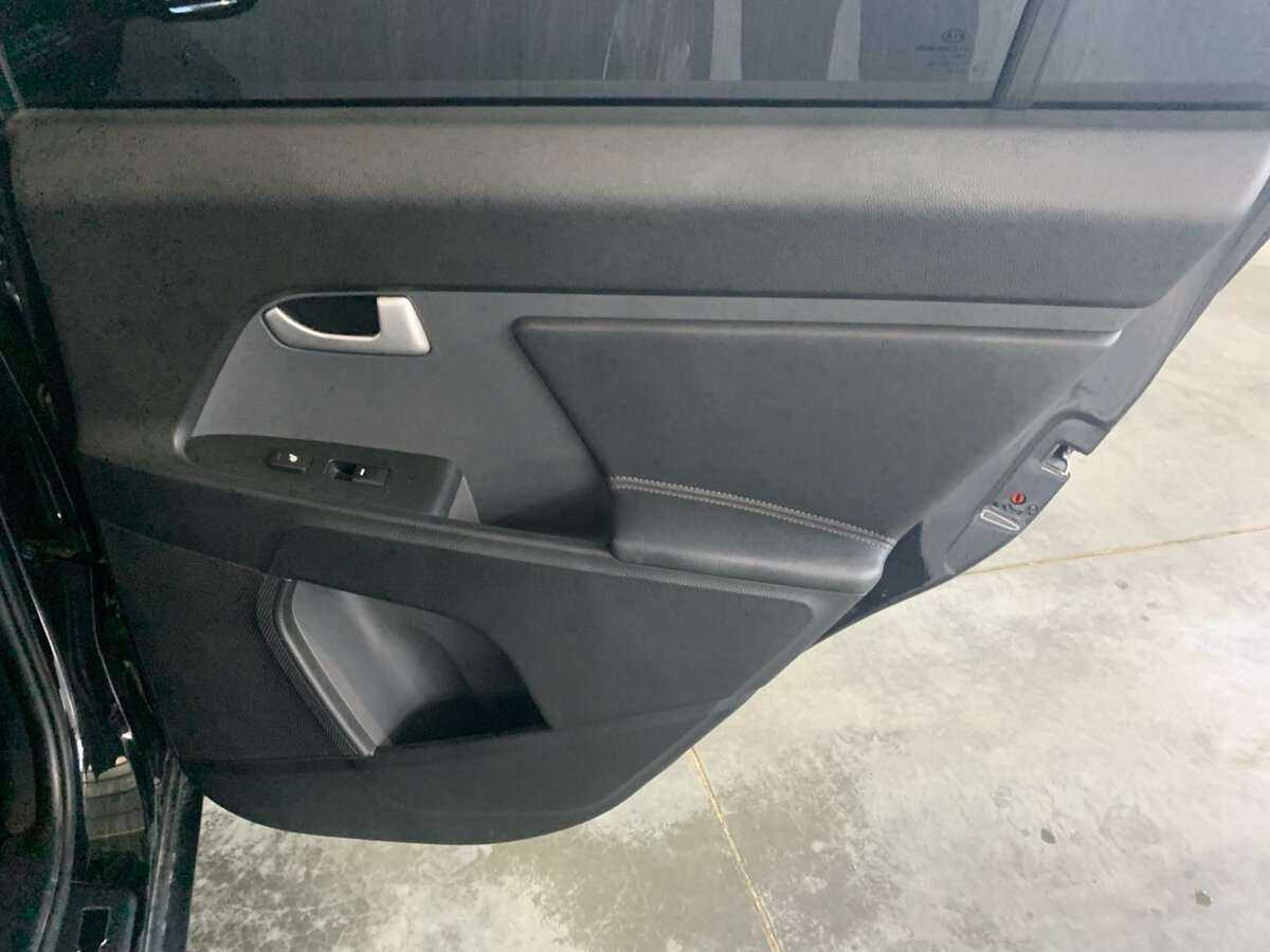 Купить Kia Sportage с пробегом. Фото: #18