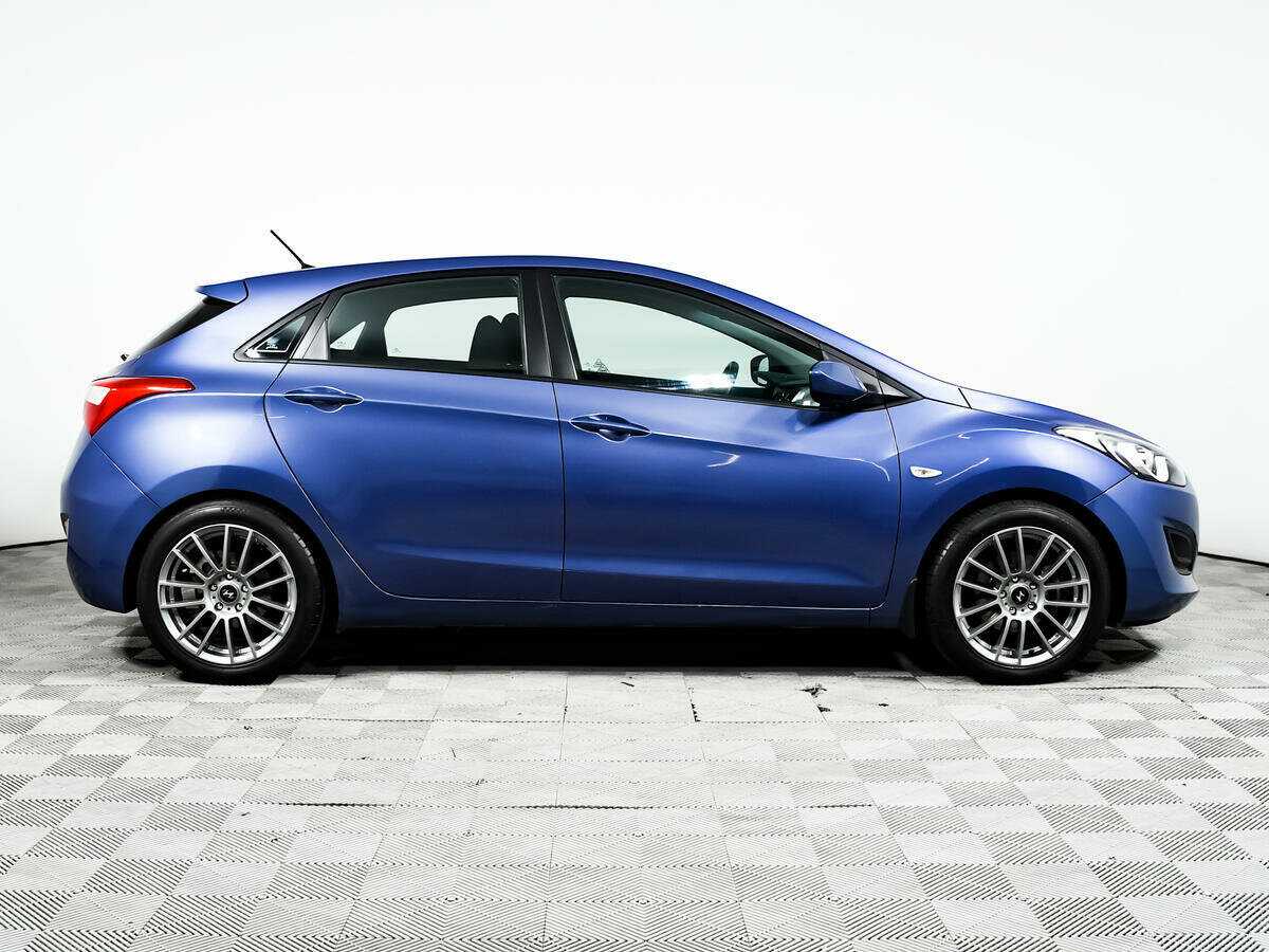 Купить Hyundai i30 с пробегом. Фото: #3