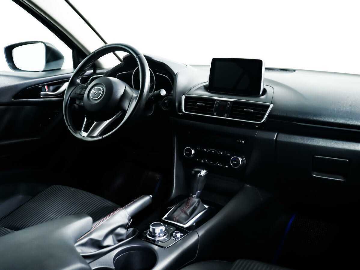 Купить Mazda 3 с пробегом. Фото: #6