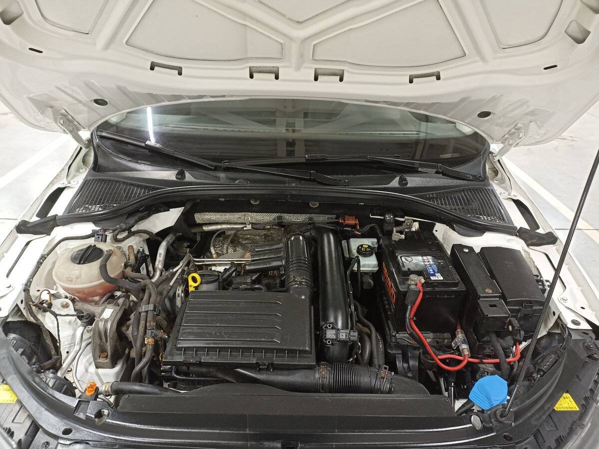 Купить Skoda Octavia с пробегом. Фото: #8