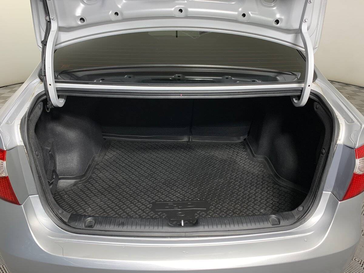 Купить Kia Rio с пробегом. Фото: #18