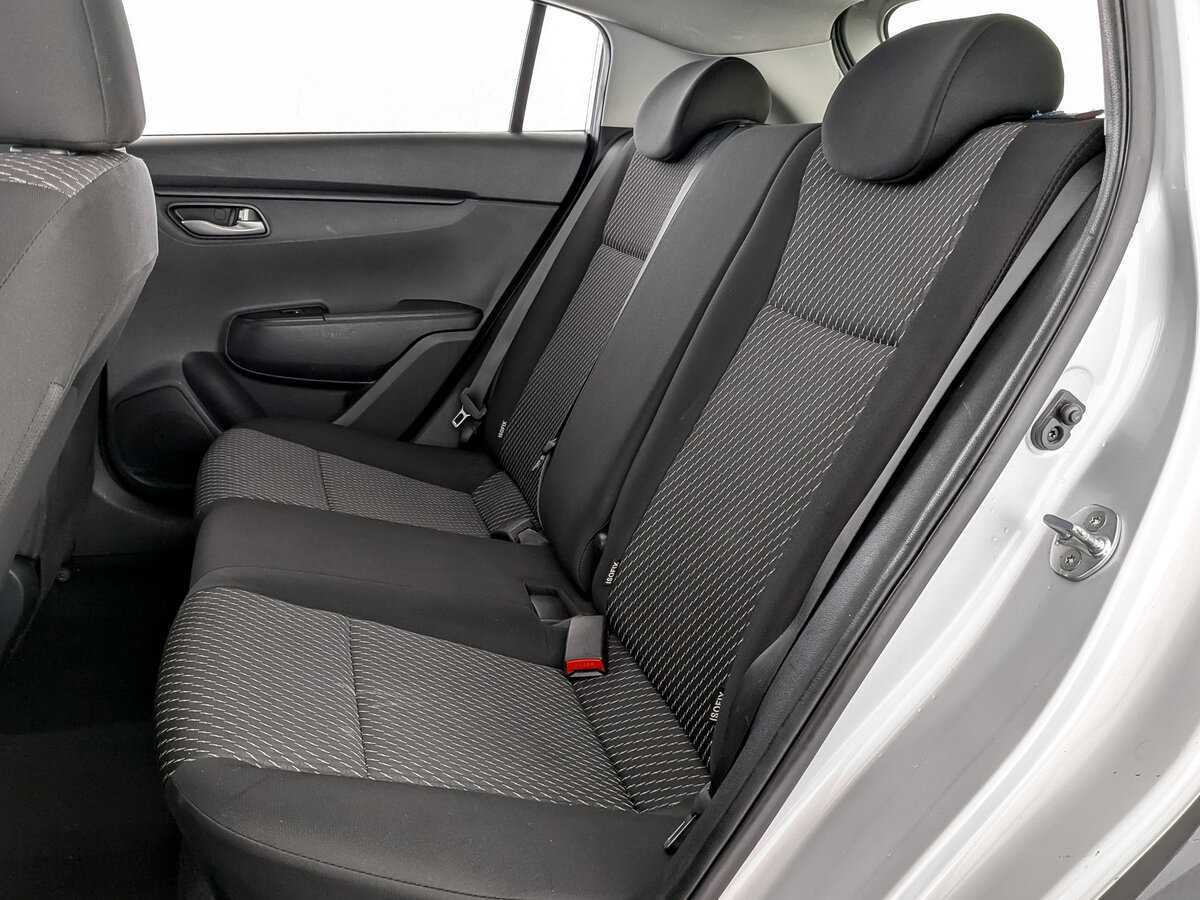 Купить Kia Rio с пробегом. Фото: #10