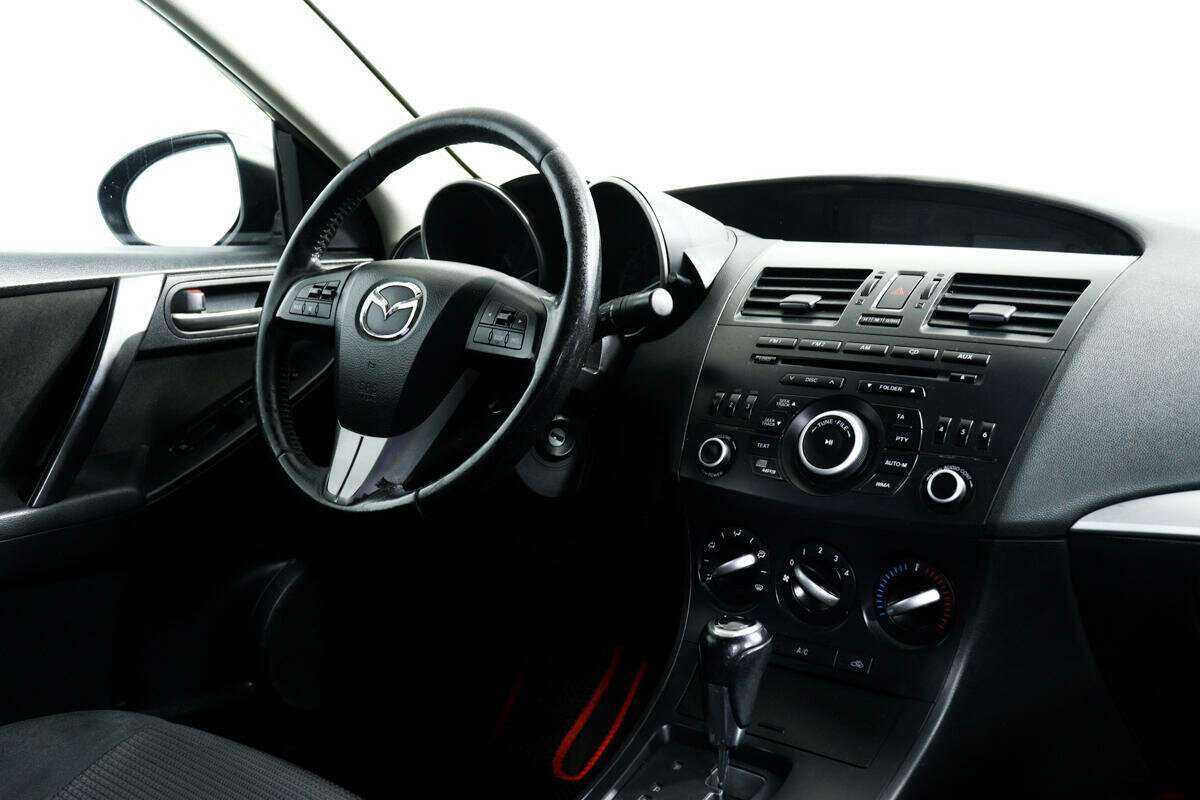 Купить Mazda 3 с пробегом. Фото: #7