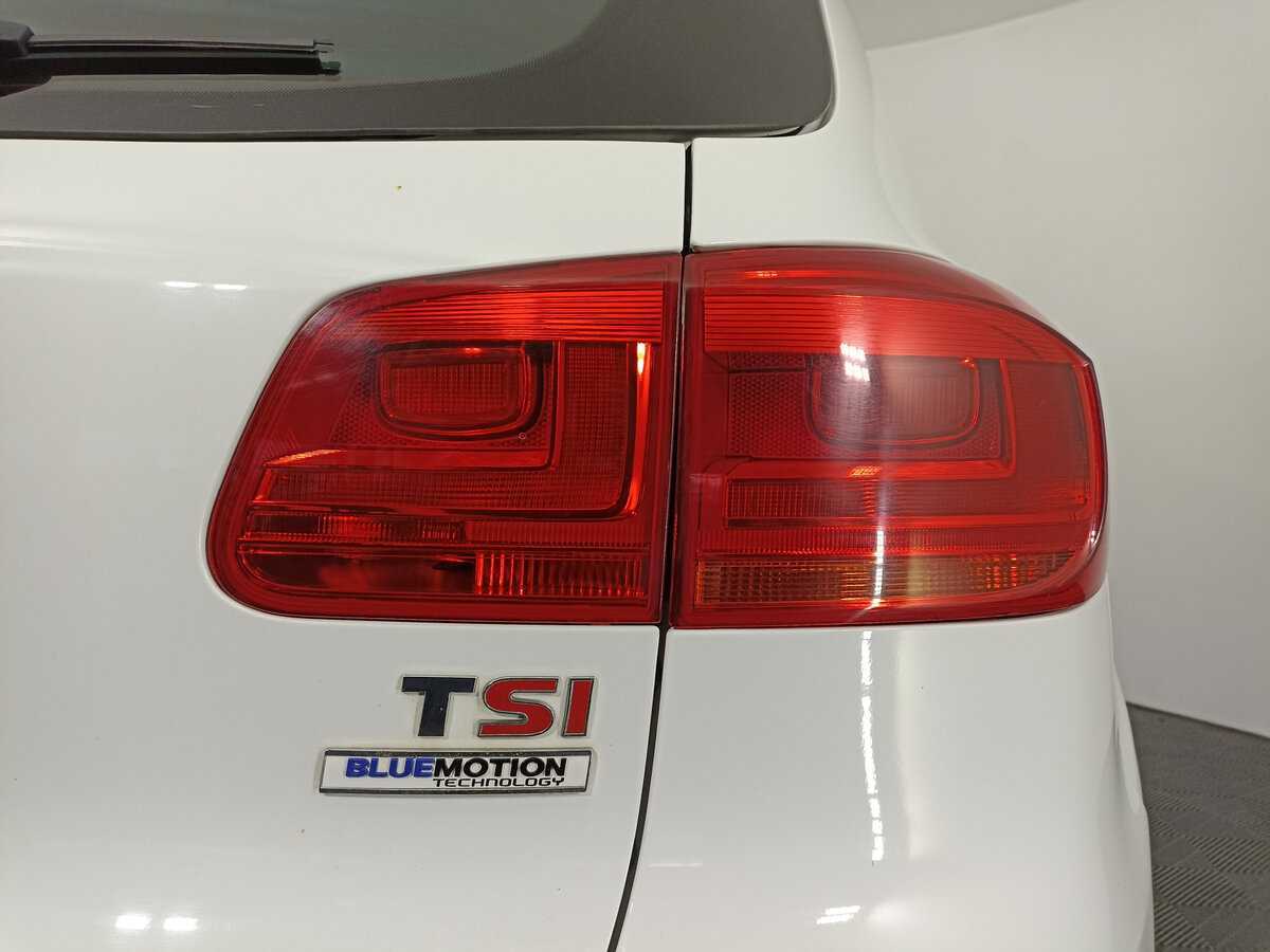 Купить Volkswagen Tiguan с пробегом. Фото: #8