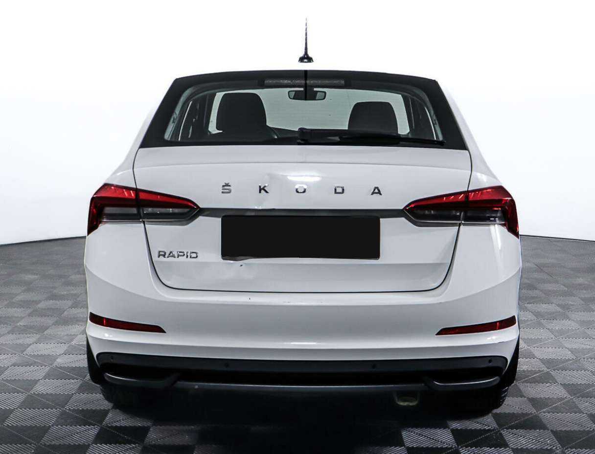 Купить Skoda Rapid с пробегом. Фото: #5