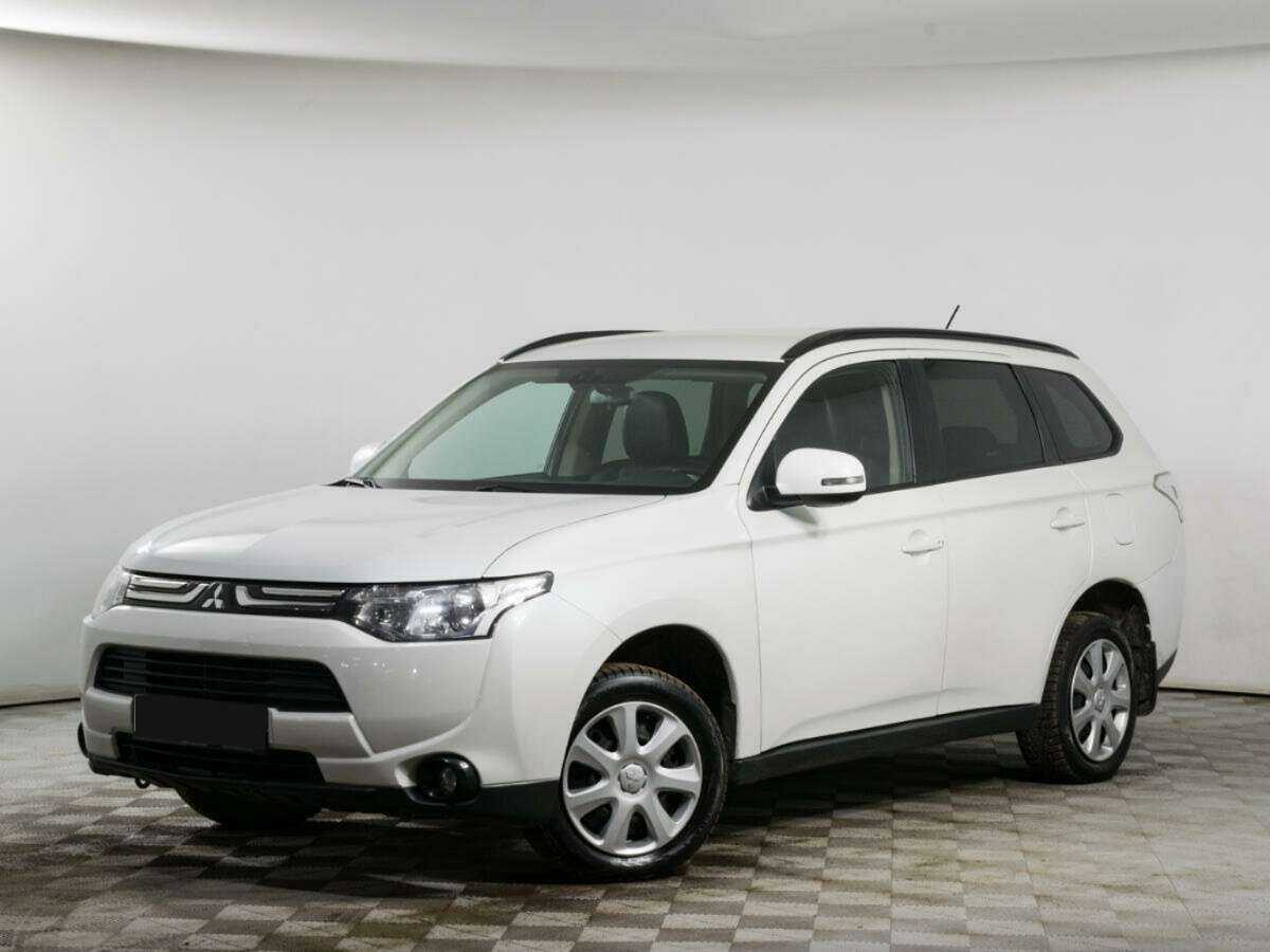 Купить Mitsubishi Outlander с пробегом. Фото: #0