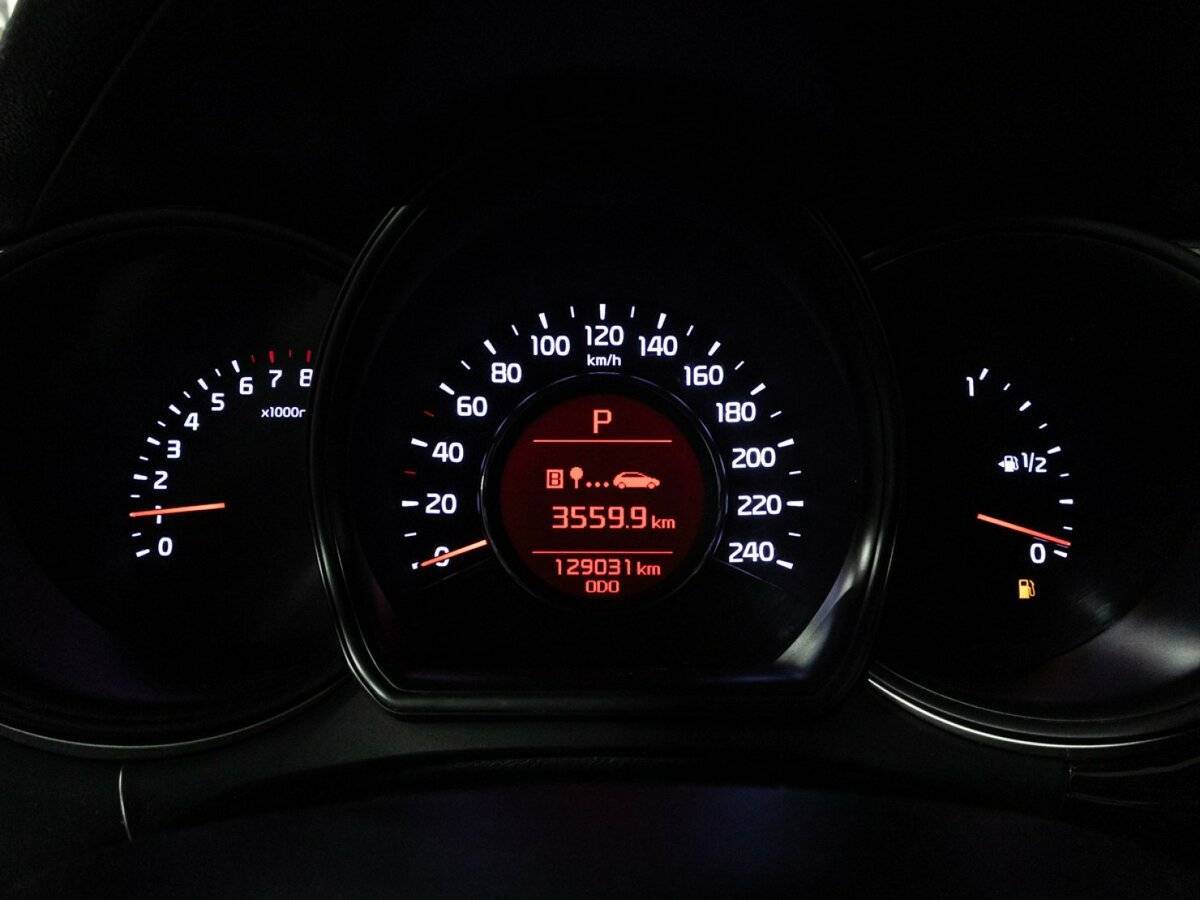 Купить Kia Ceed с пробегом. Фото: #11