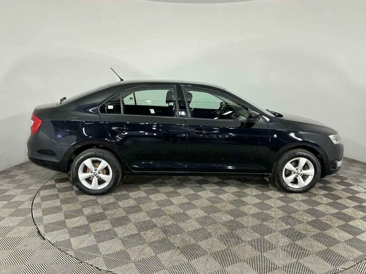 Купить Skoda Rapid с пробегом. Фото: #3