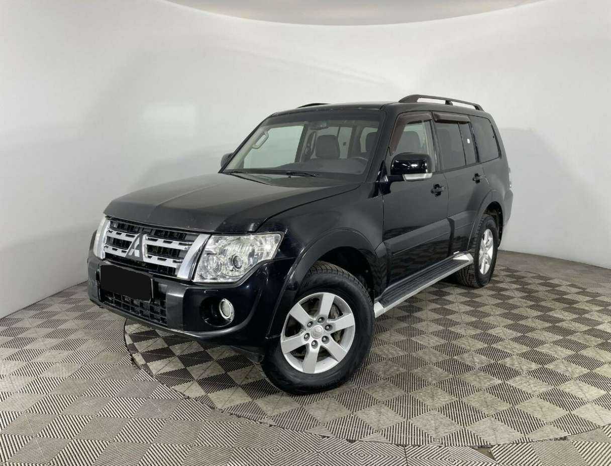 Купить Mitsubishi Pajero с пробегом. Фото: #0
