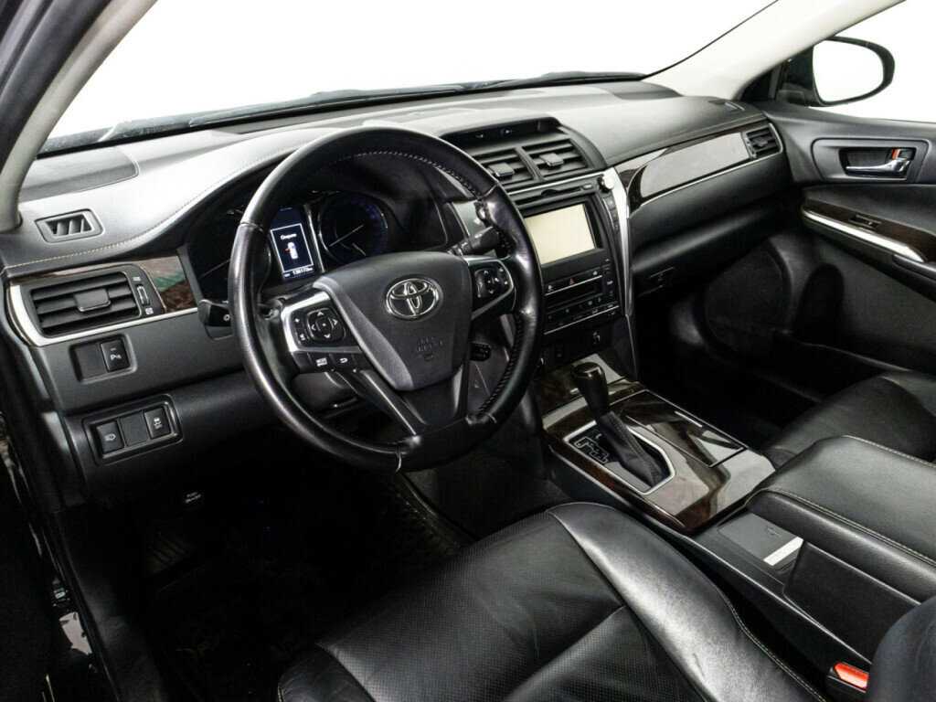 Купить Toyota Camry с пробегом. Фото: #10