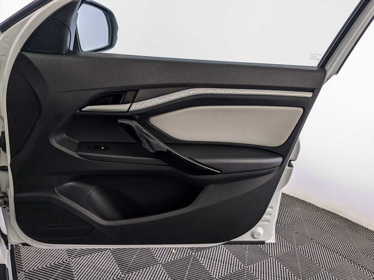 Купить Lada (ВАЗ) Vesta с пробегом. Фото: #19