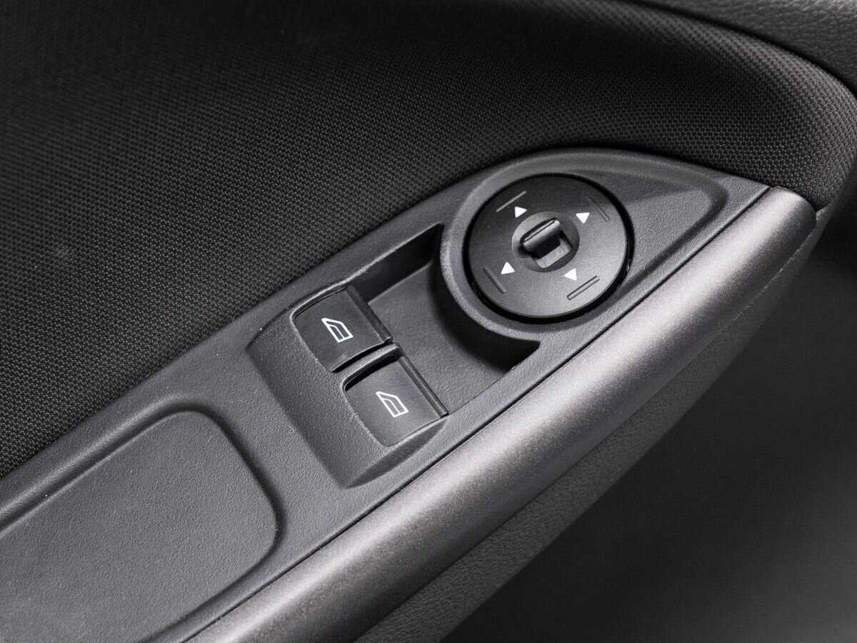 Купить Ford Focus с пробегом. Фото: #16