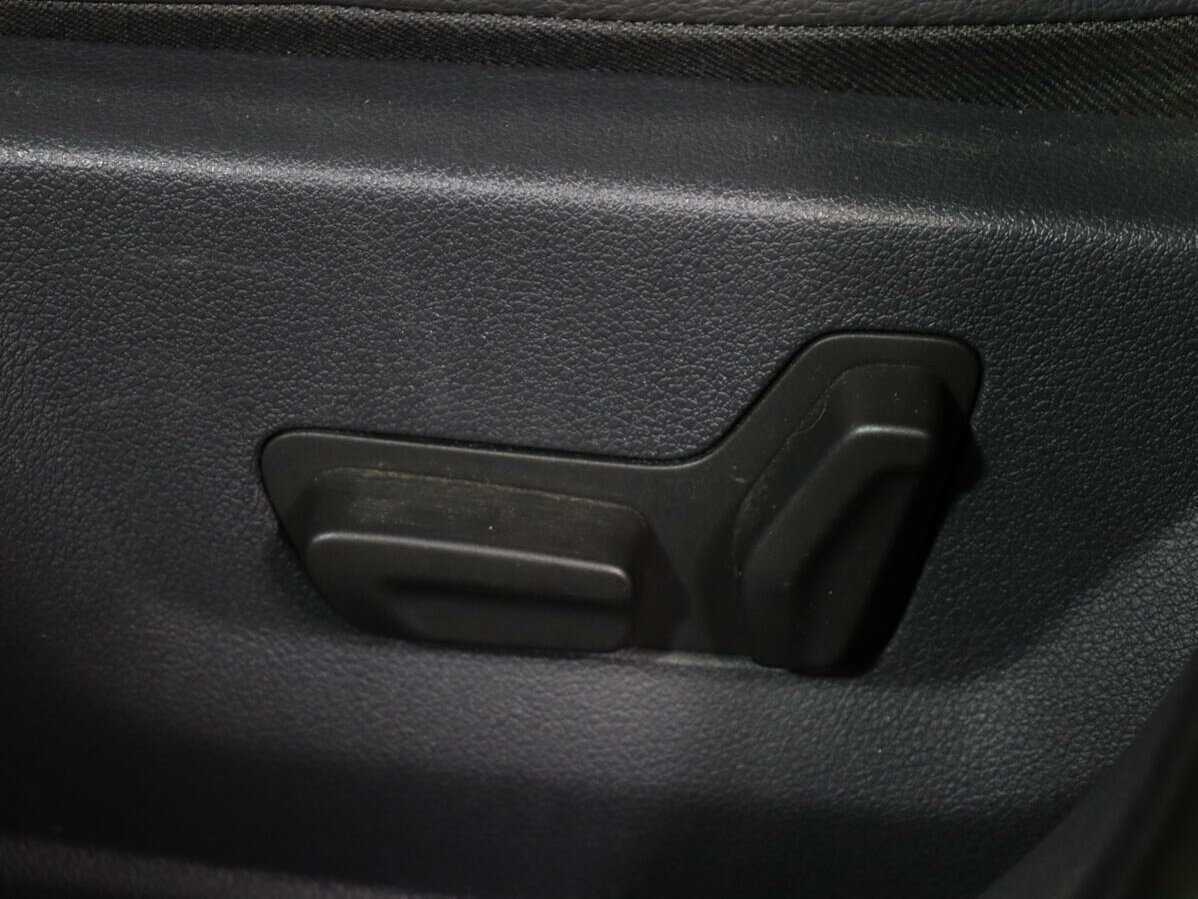 Купить Peugeot 3008 с пробегом. Фото: #15