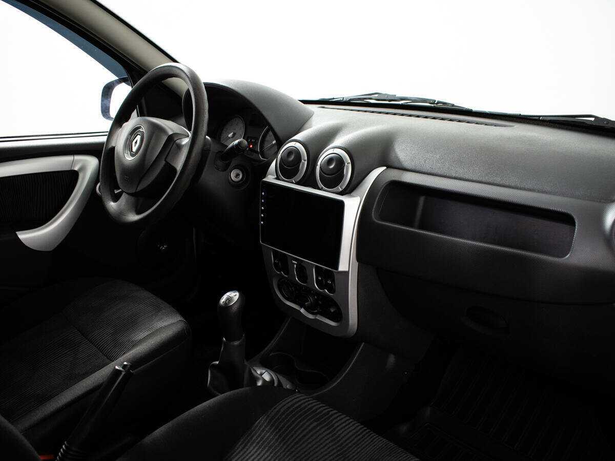 Купить Renault Sandero с пробегом. Фото: #6