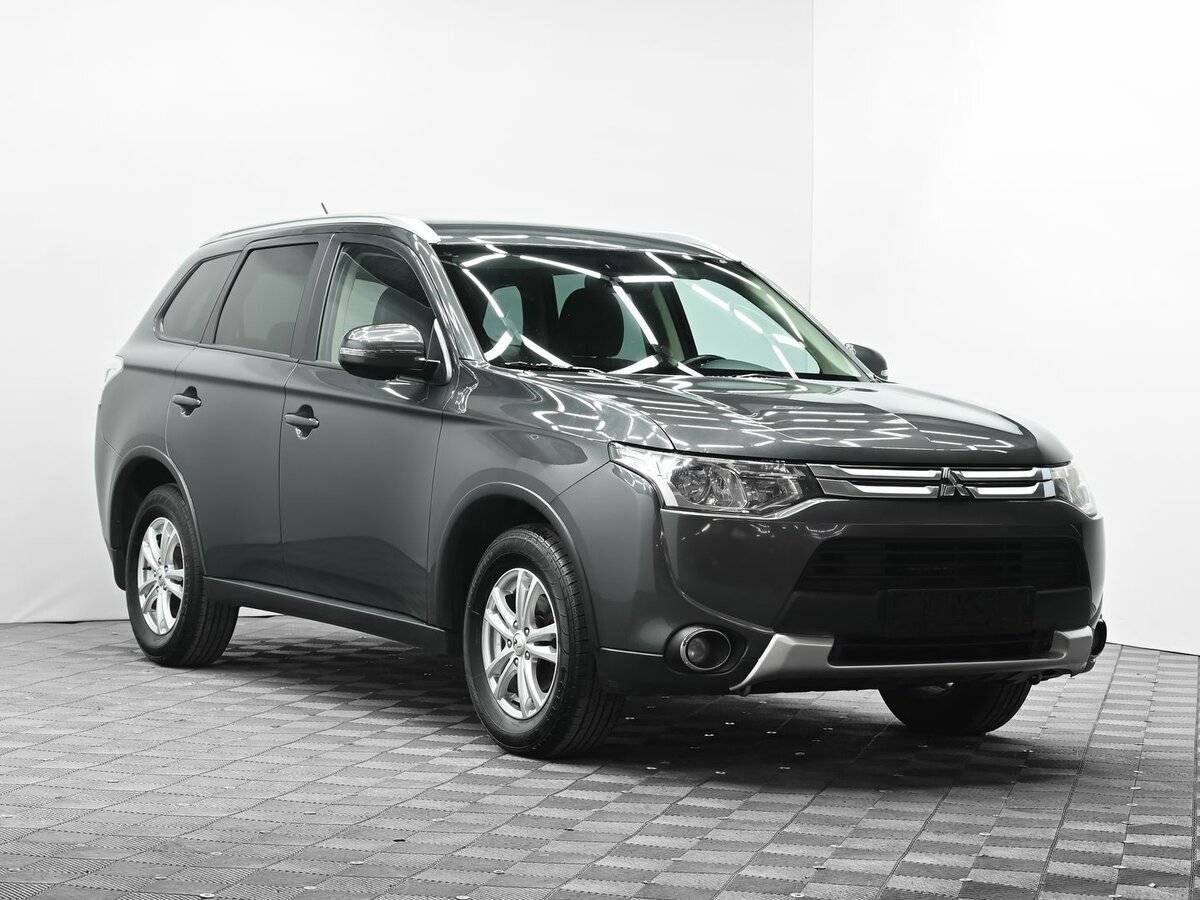 Купить Mitsubishi Outlander с пробегом. Фото: #1