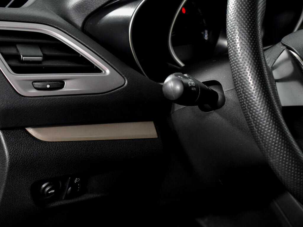 Купить Lada (ВАЗ) Vesta с пробегом. Фото: #9