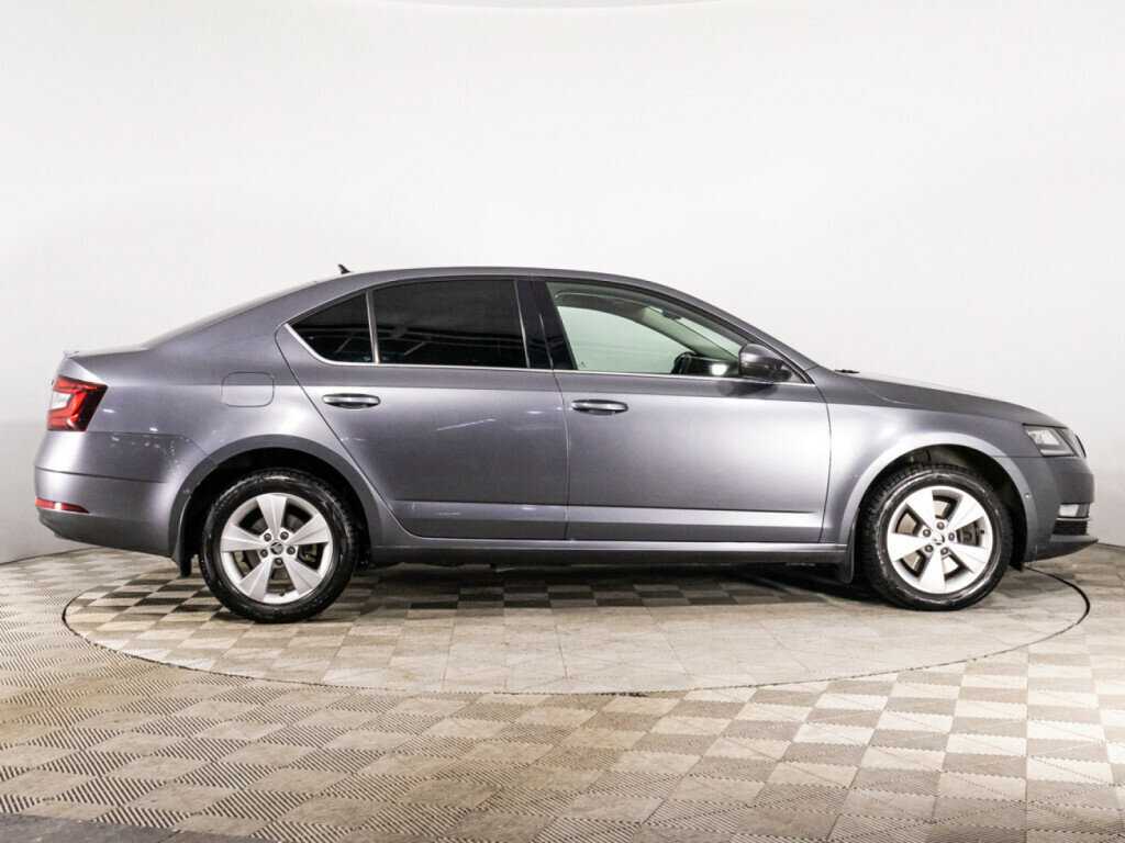 Купить Skoda Octavia с пробегом. Фото: #3
