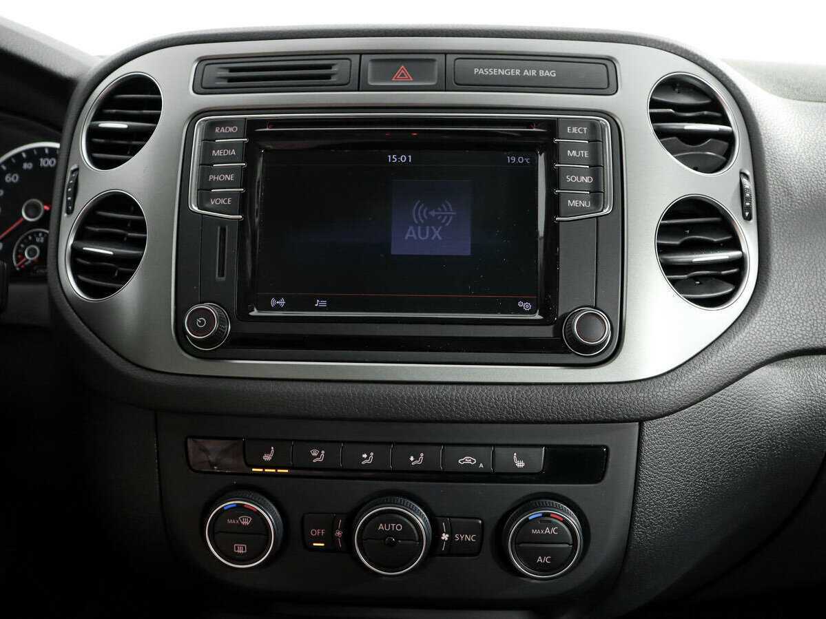Купить Volkswagen Tiguan с пробегом. Фото: #10