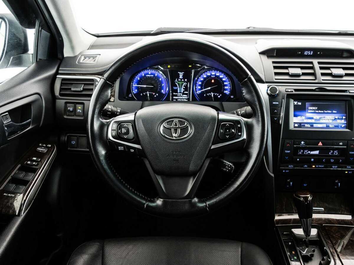 Купить Toyota Camry с пробегом. Фото: #9