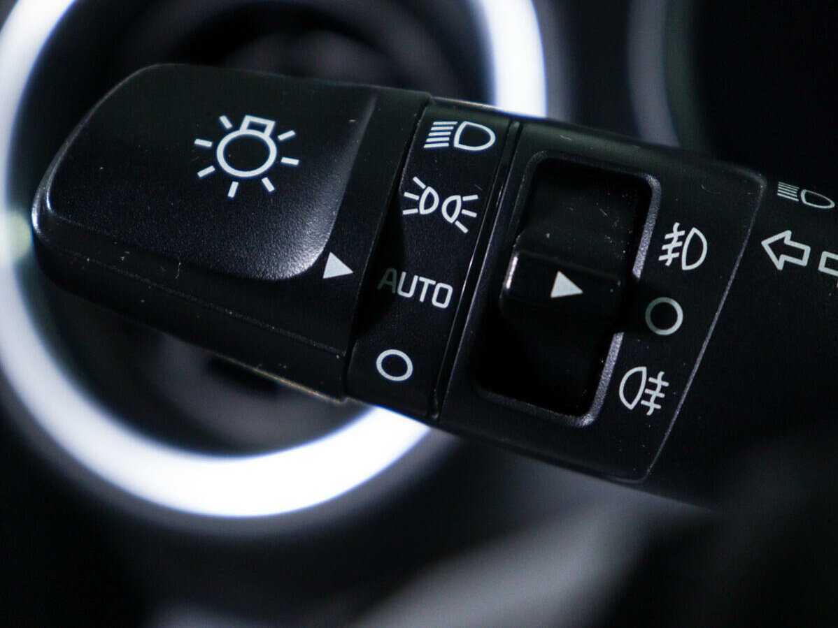 Купить Kia Cerato с пробегом. Фото: #15