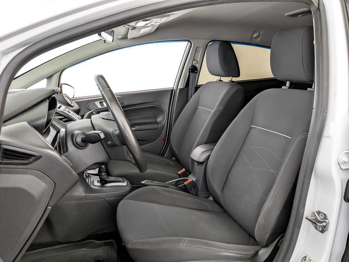 Купить Ford Fiesta с пробегом. Фото: #19