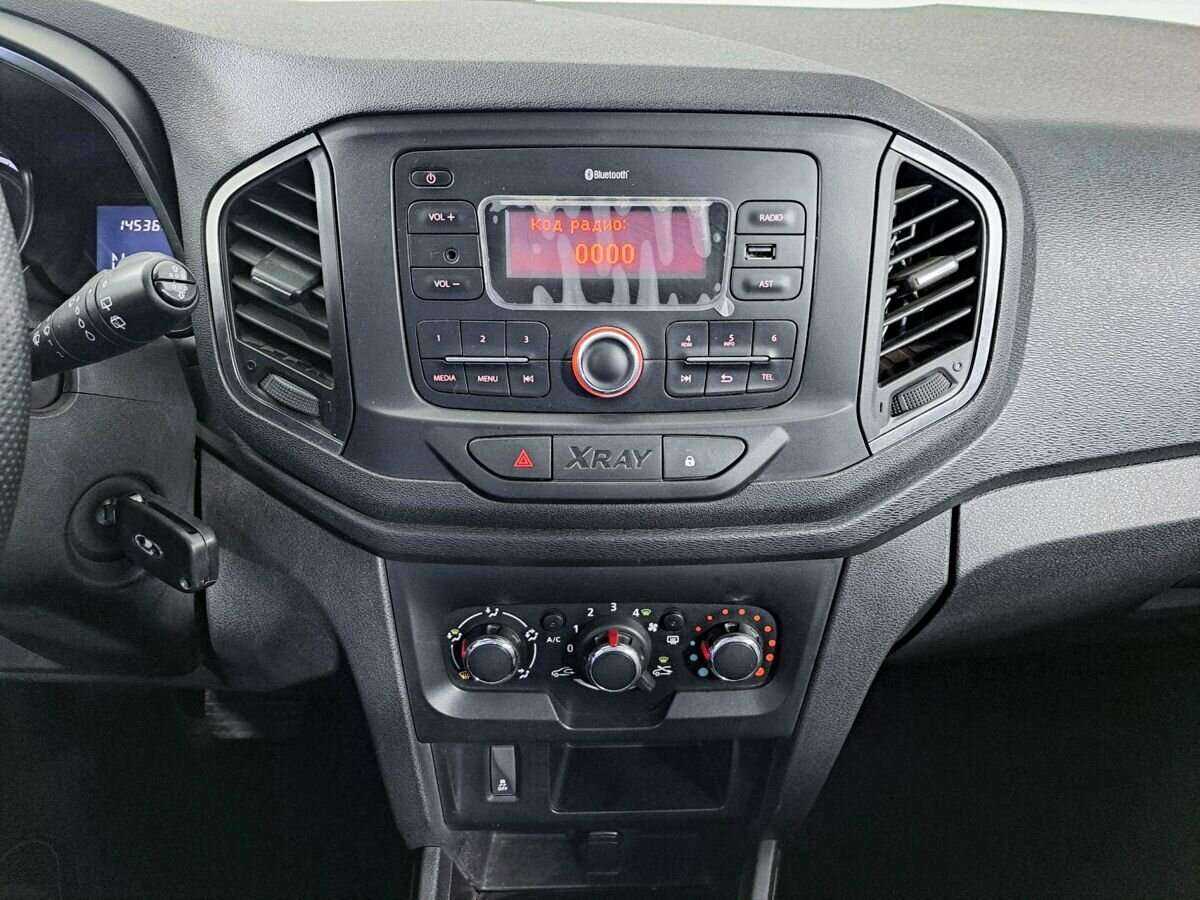 Купить Lada (ВАЗ) XRAY с пробегом. Фото: #12