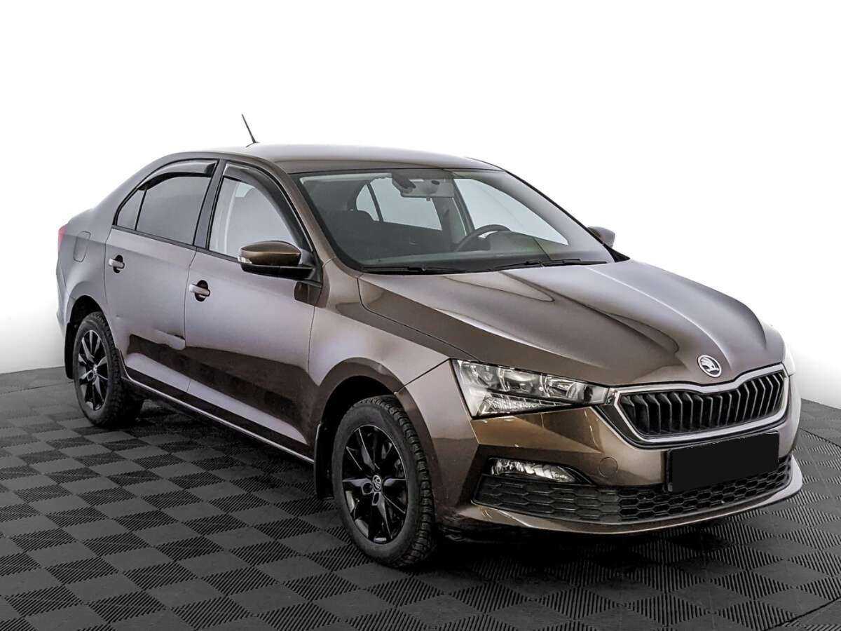 Купить Skoda Rapid с пробегом. Фото: #2