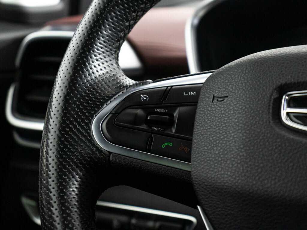 Купить Geely Coolray с пробегом. Фото: #19