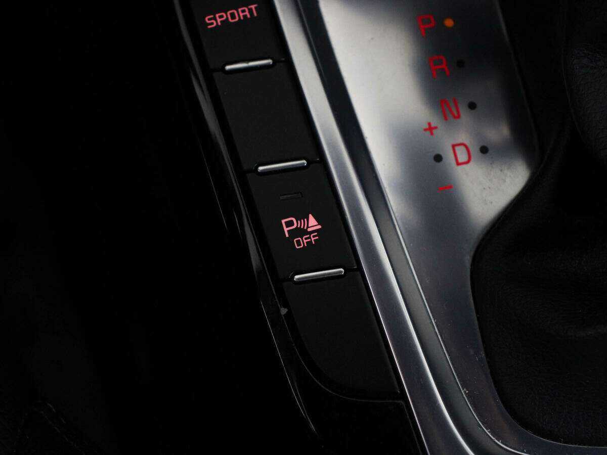 Купить Kia Ceed с пробегом. Фото: #16