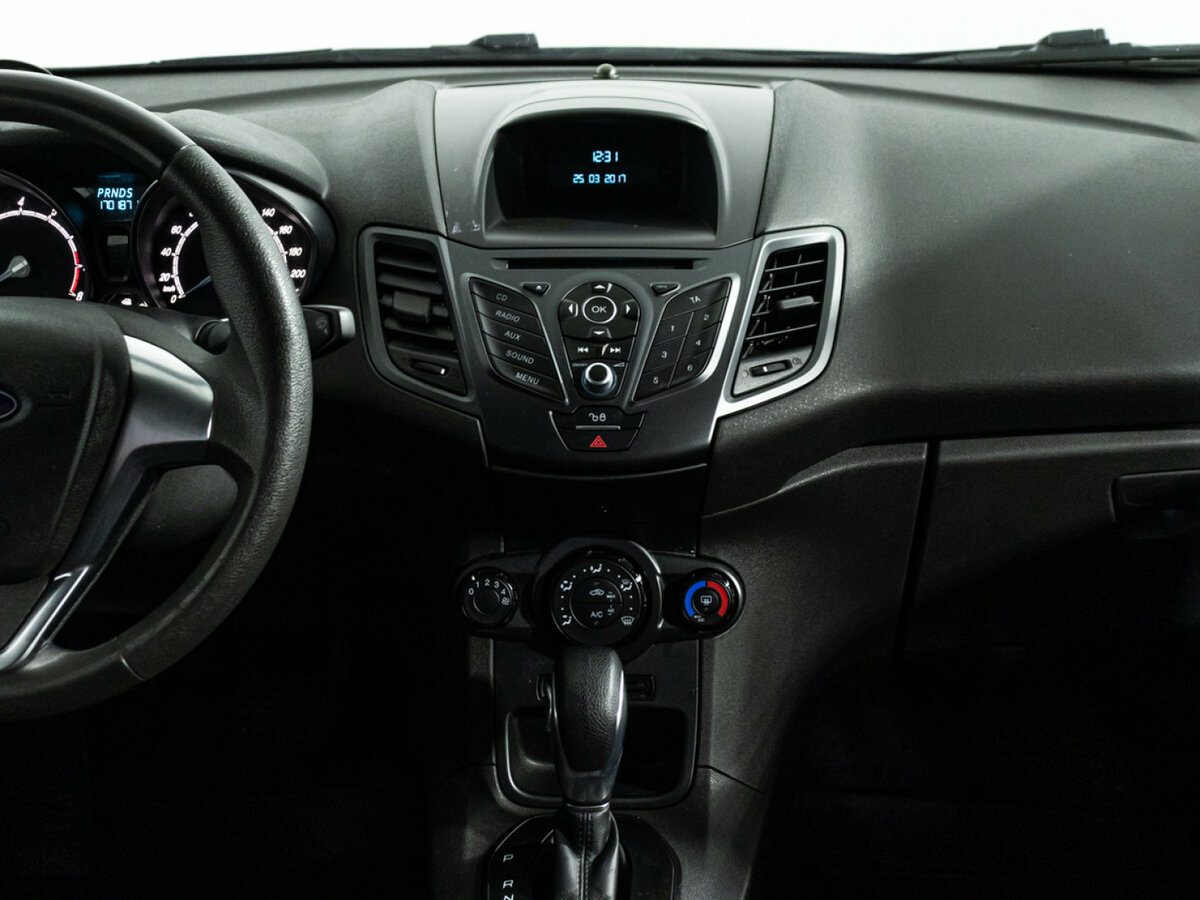 Купить Ford Fiesta с пробегом. Фото: #13