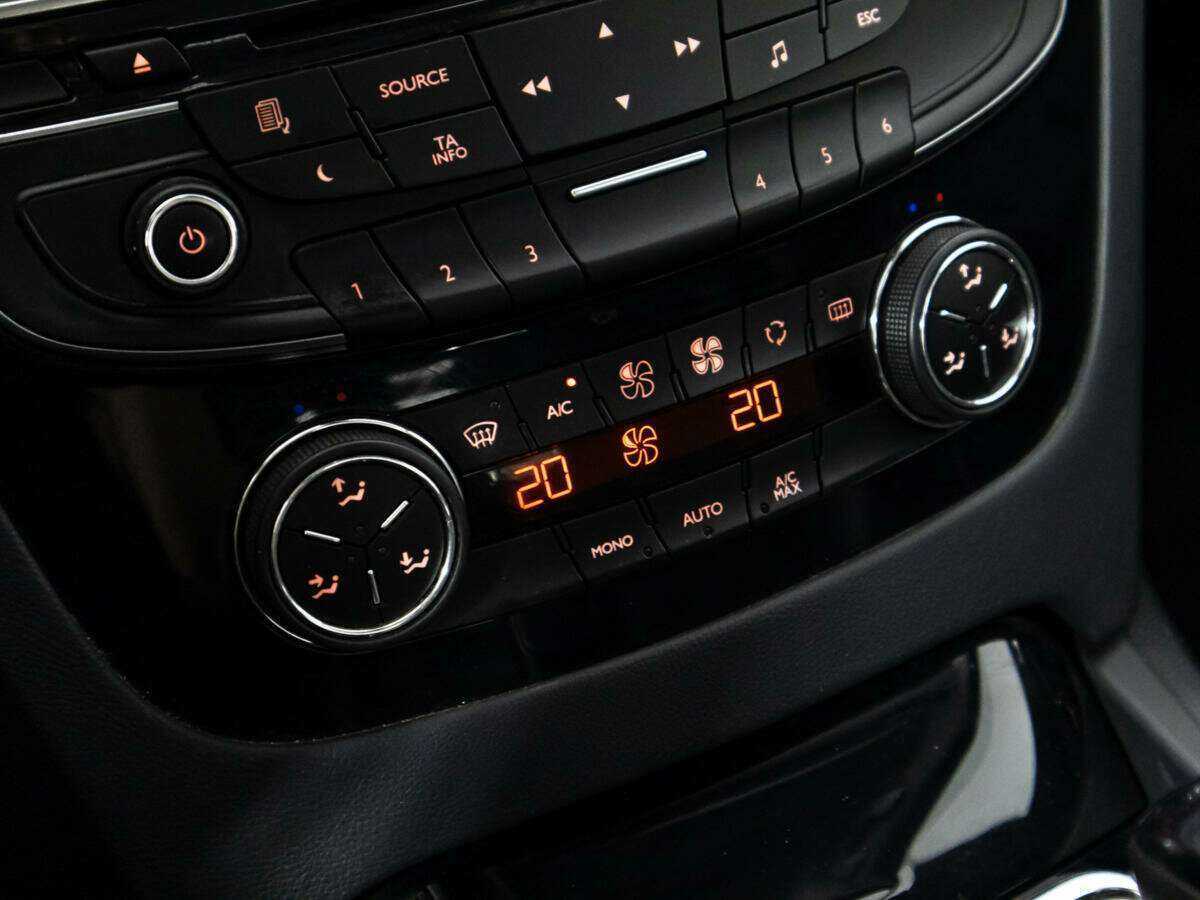 Купить Peugeot 508 с пробегом. Фото: #16