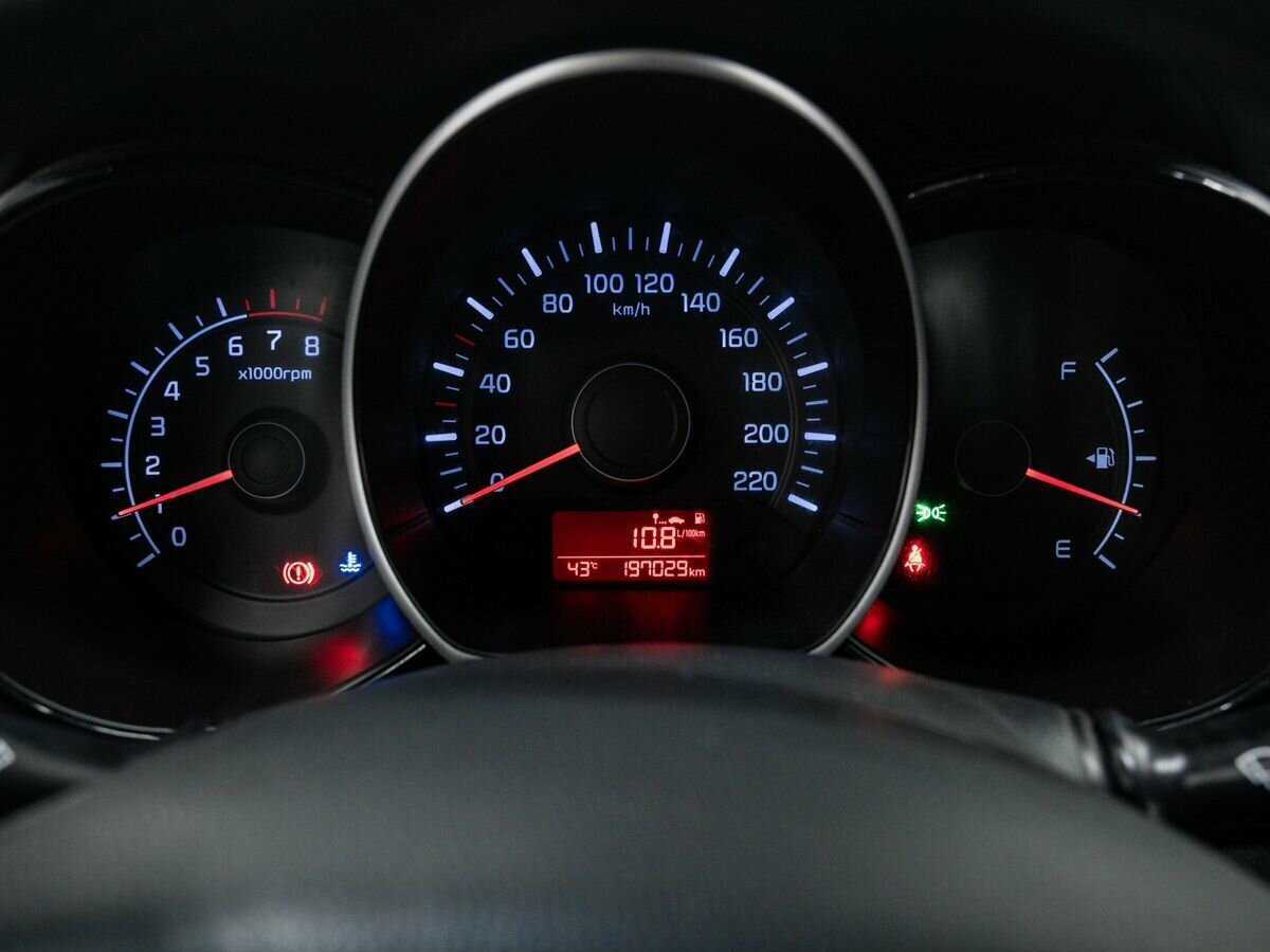 Купить Kia Rio с пробегом. Фото: #21