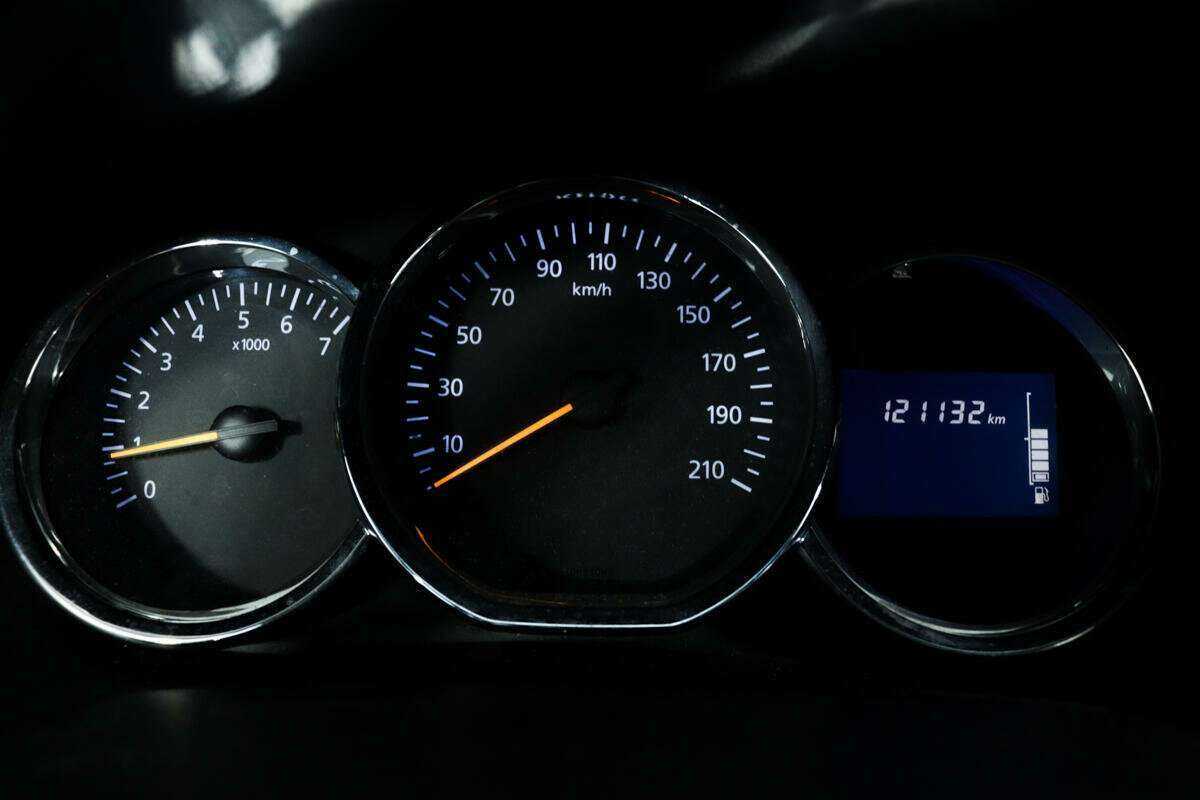 Купить Renault Logan с пробегом. Фото: #9