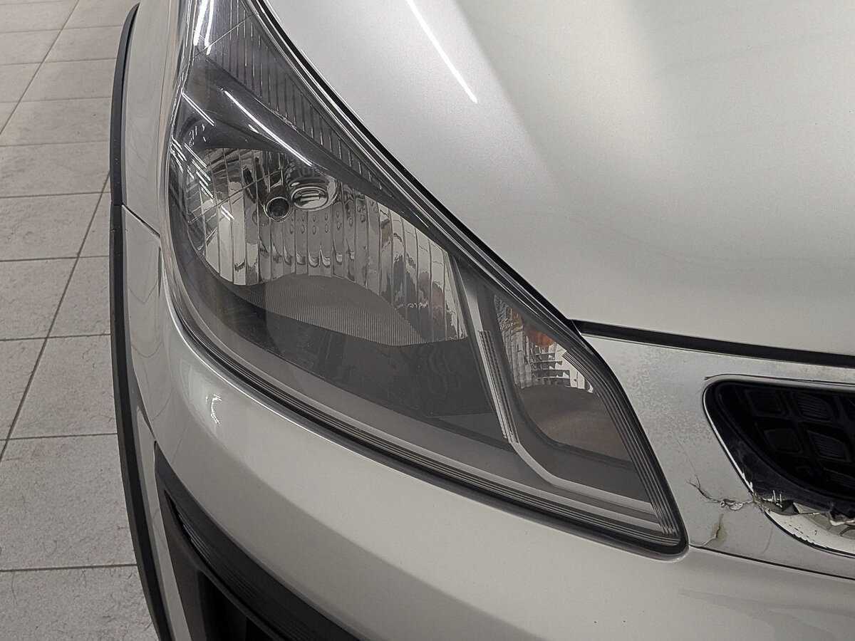 Купить Kia Rio с пробегом. Фото: #10