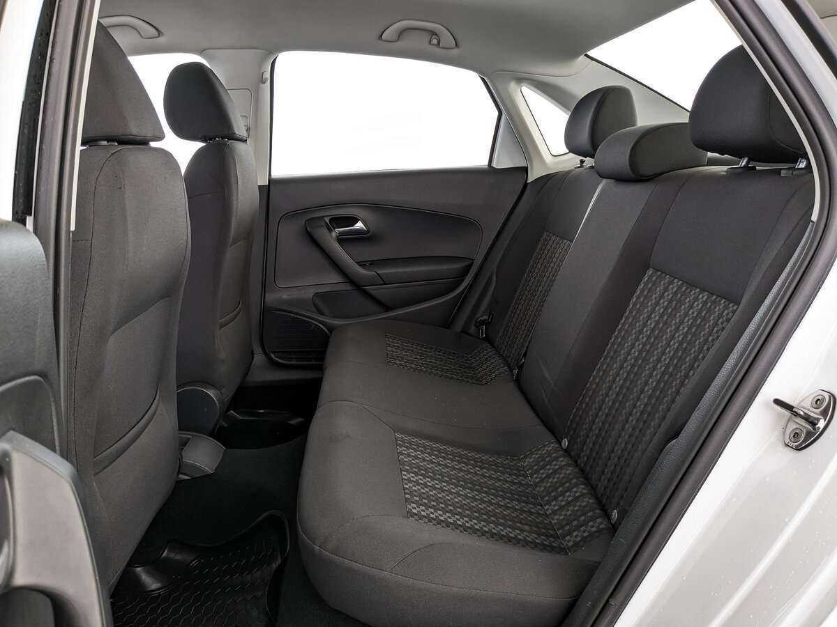 Купить Volkswagen Polo с пробегом. Фото: #16