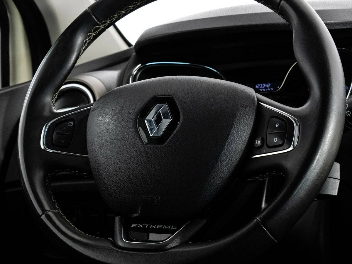 Купить Renault Kaptur с пробегом. Фото: #9