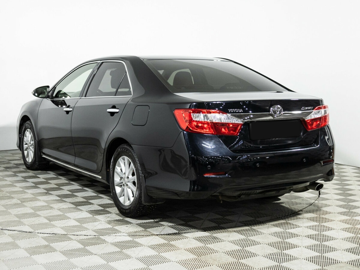 Купить Toyota Camry с пробегом. Фото: #6