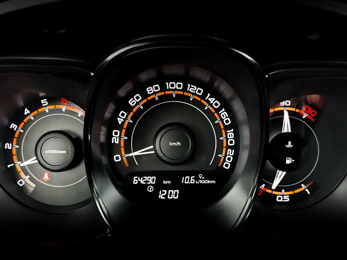 Купить Lada (ВАЗ) Vesta с пробегом. Фото: #12