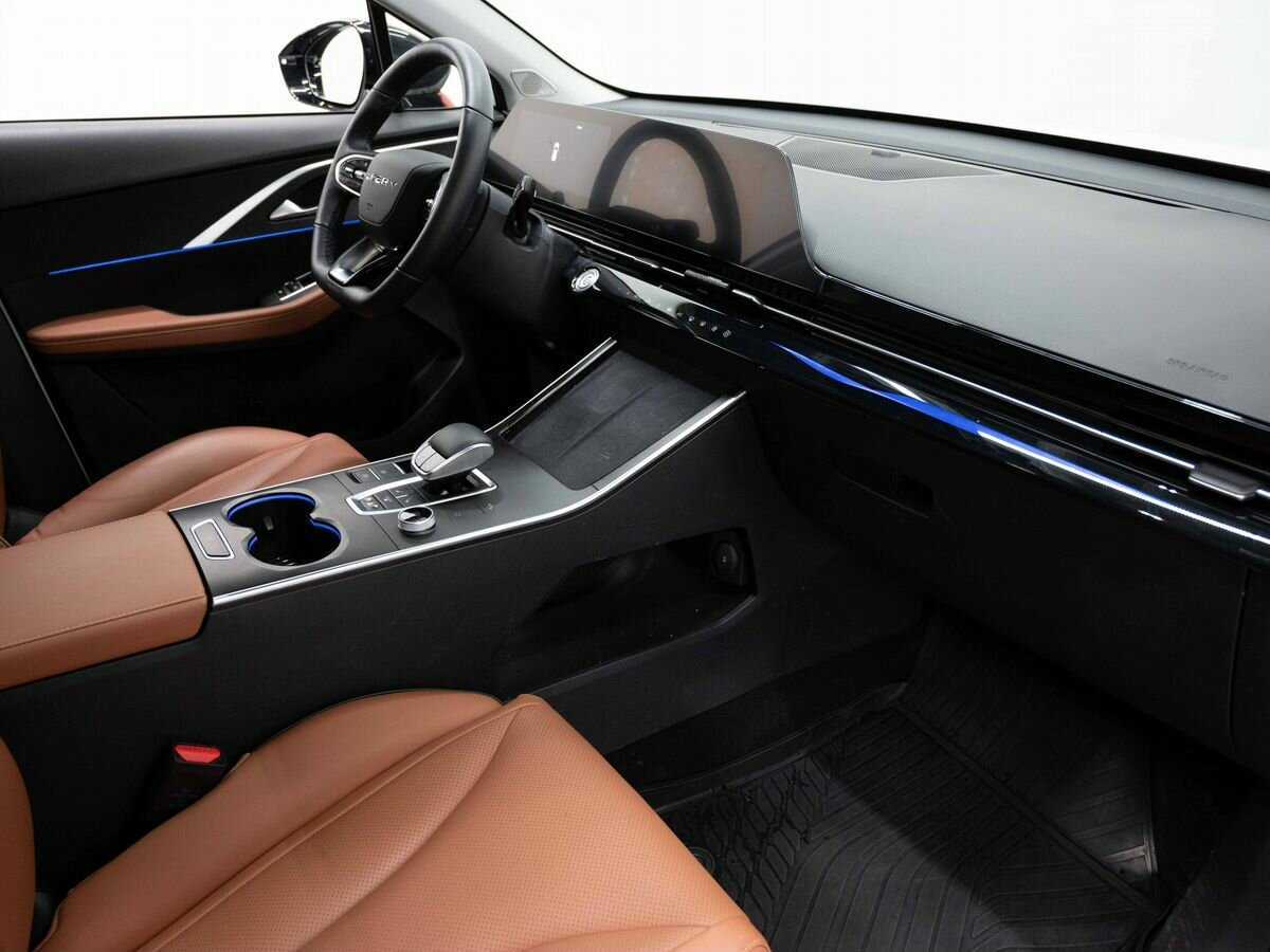 Купить OMODA C5 с пробегом. Фото: #10