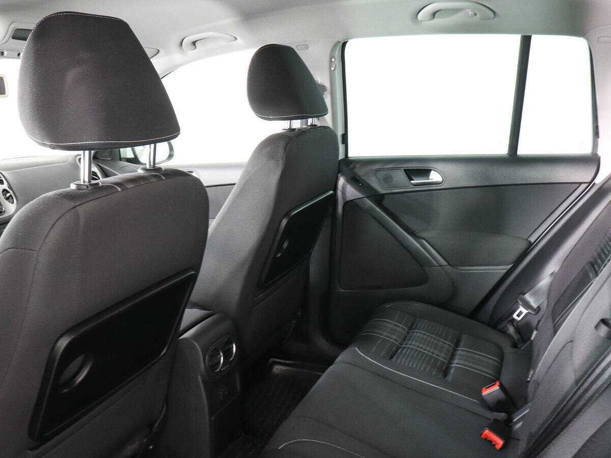 Купить Volkswagen Tiguan с пробегом. Фото: #11