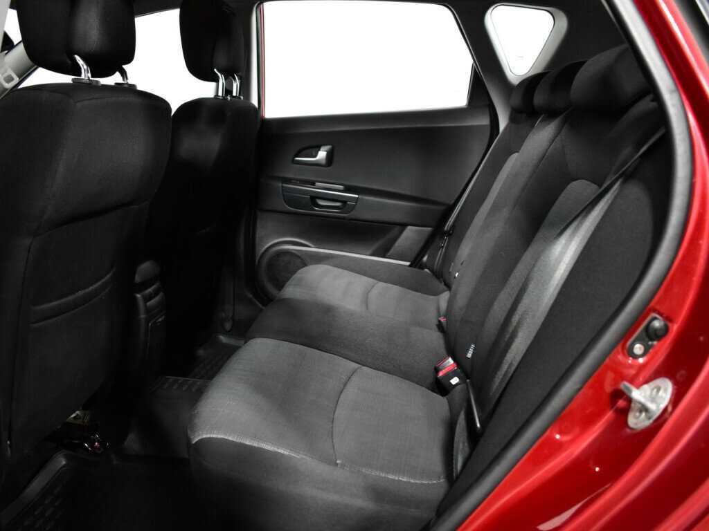 Купить Kia Ceed с пробегом. Фото: #9