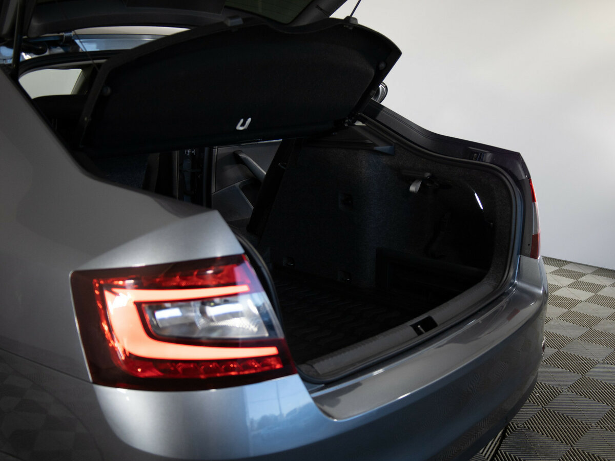 Купить Skoda Octavia с пробегом. Фото: #18