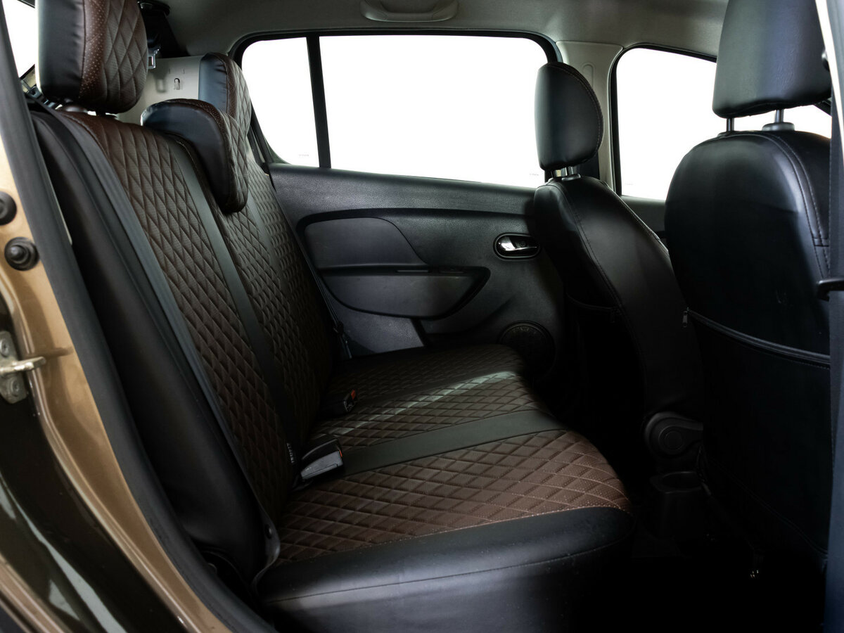 Купить Renault Sandero с пробегом. Фото: #12