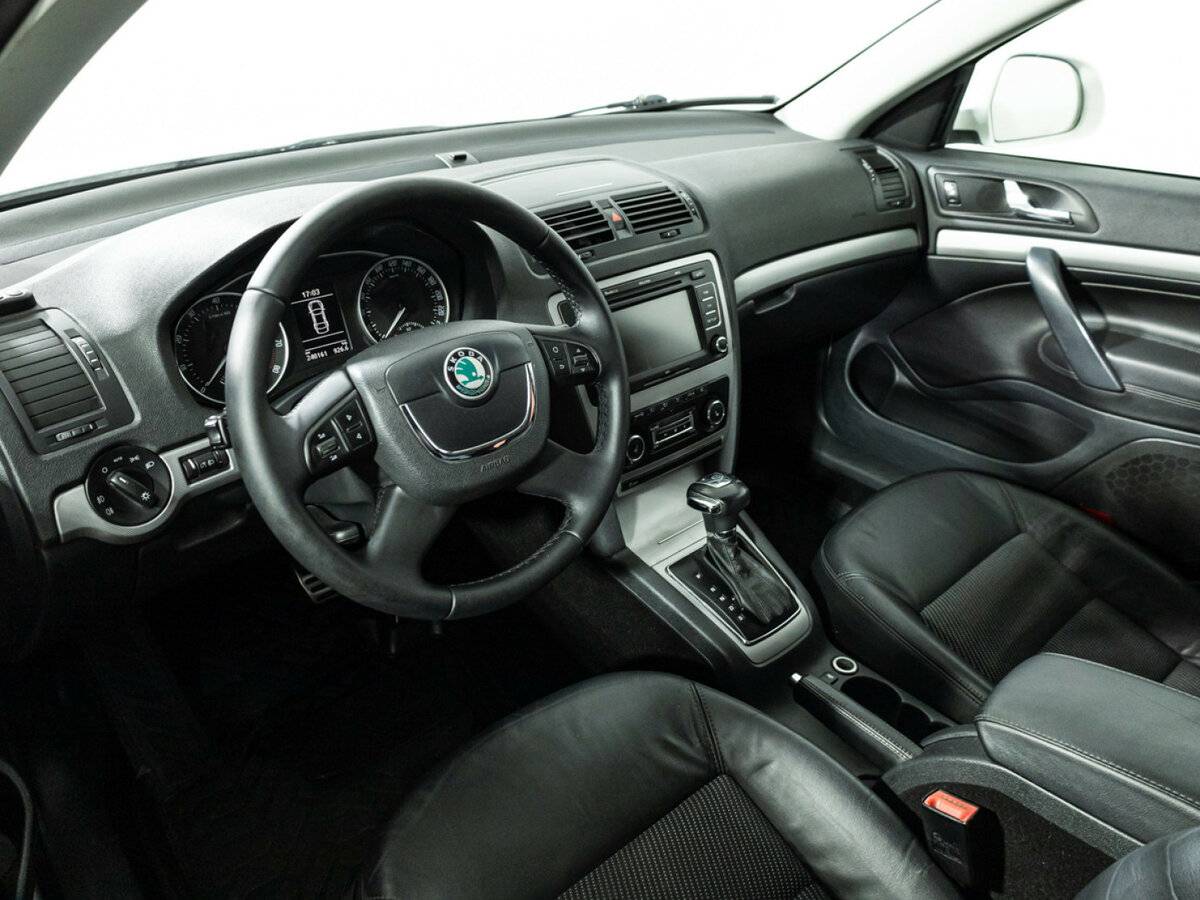 Купить Skoda Octavia с пробегом. Фото: #10